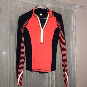 Lululemon reversible pull over